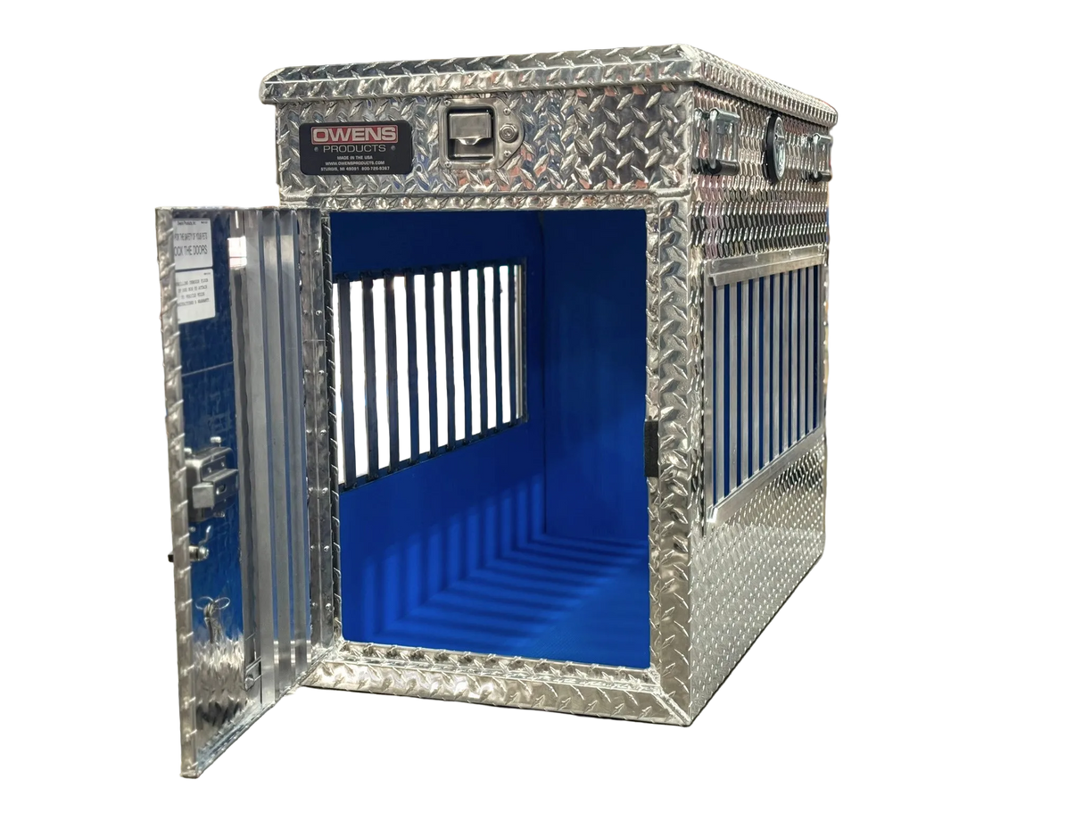 Dog Box 55070 Hunter Series Single Compartment with Top Storage / Tall / 21 W x 38 D x 31 H / All Season Vents / Diamond Tread Aluminum / Owens Products