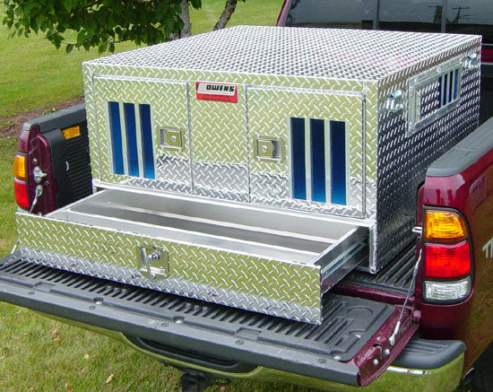 Dog Box 55021W Pro Hunter Series Double Compartment with Bottom Drawer / 46 W x 45 D x 26 H / Standard Vents / Diamond Tread Aluminum / Owens Products