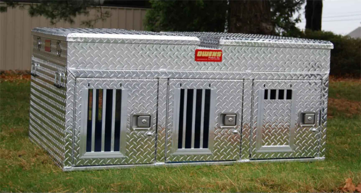 Dog Box 55074 Hunter Series Triple Compartment Top Storage Dog Box / 58 W X 40 D X 26 H / All Seasons Rear Vents / Diamond Tread Aluminum / Owens Products Hunter Series Owens Products