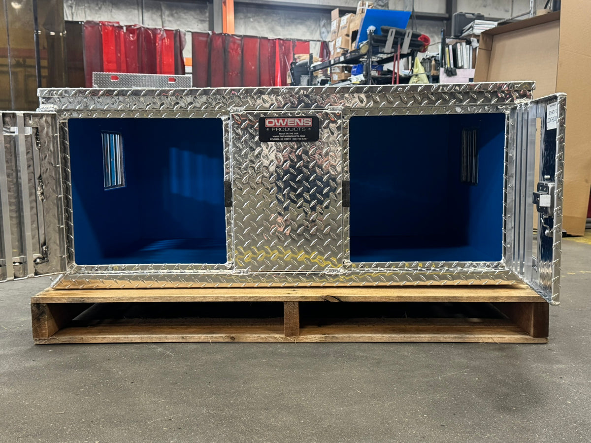 Dog Box 55077 Hunter Series Double Compartment / 48 W x 36 D x 20 H / Shallow / Standard Vents / Diamond Tread Aluminum / Owens Products Hunter Series Owens Products
