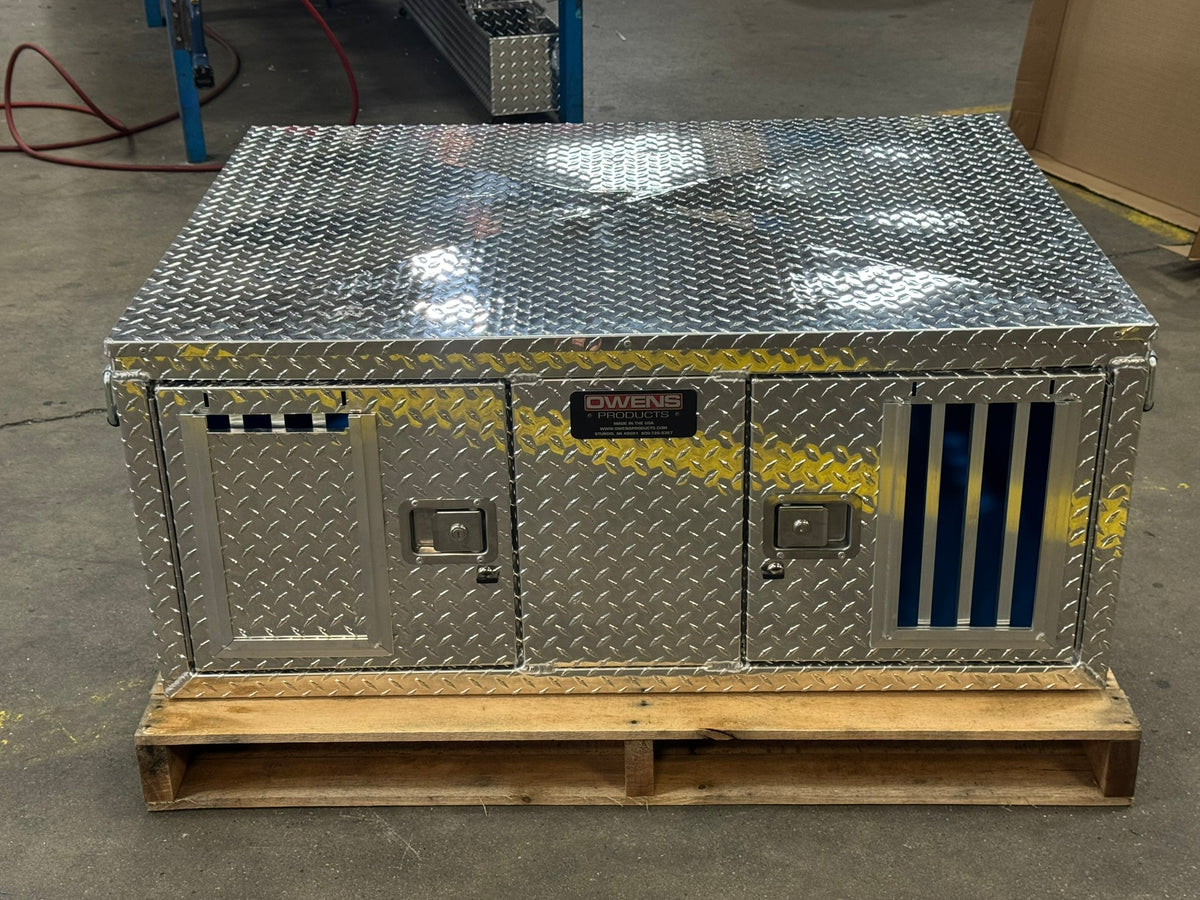 Dog Box 55077 Hunter Series Double Compartment / 48 W x 36 D x 20 H / Shallow / Standard Vents / Diamond Tread Aluminum / Owens Products Hunter Series Owens Products