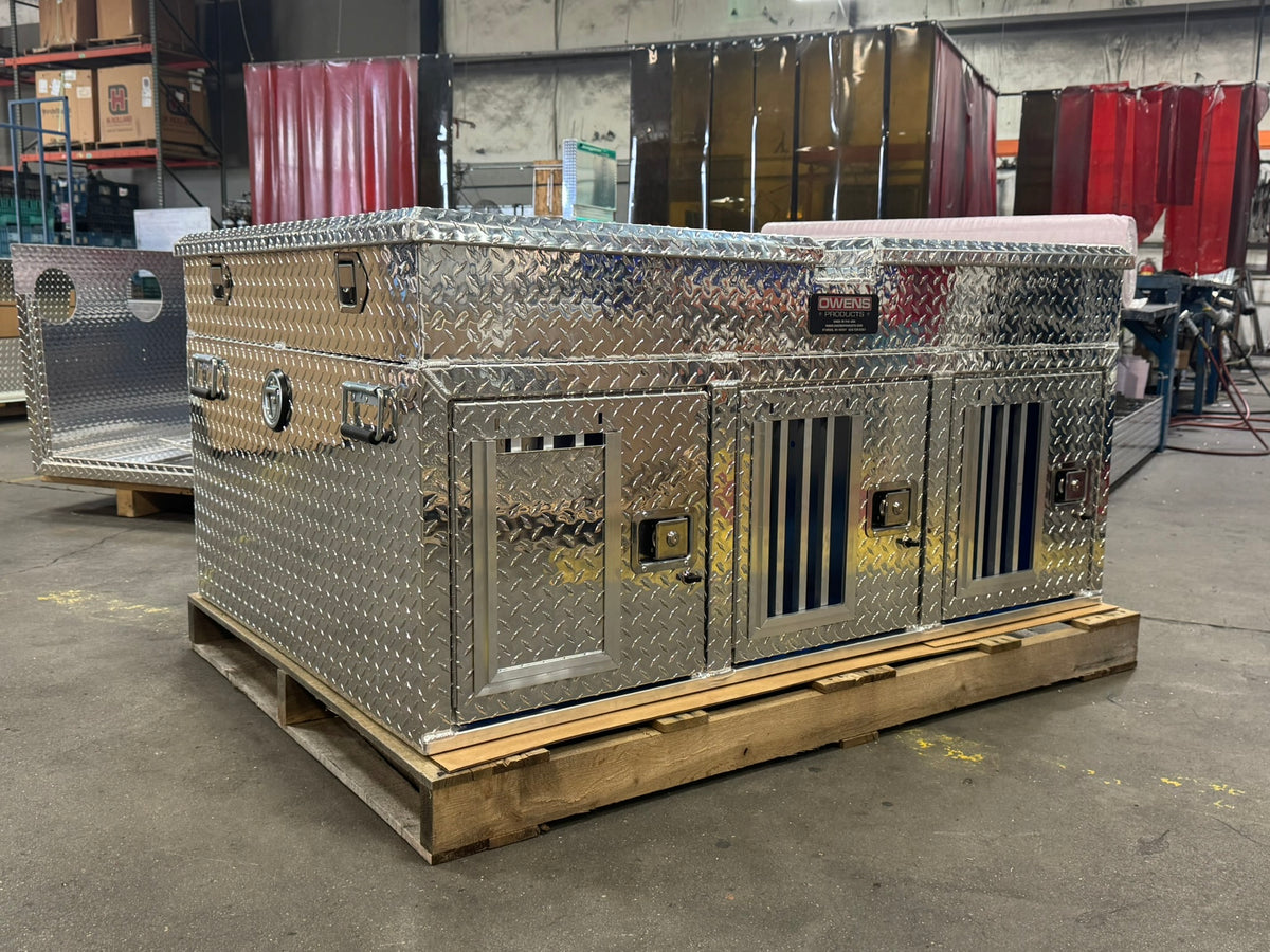 Dog Box 55074 Hunter Series Triple Compartment Top Storage Dog Box / 58 W X 40 D X 26 H / All Seasons Rear Vents / Diamond Tread Aluminum / Owens Products Hunter Series Owens Products