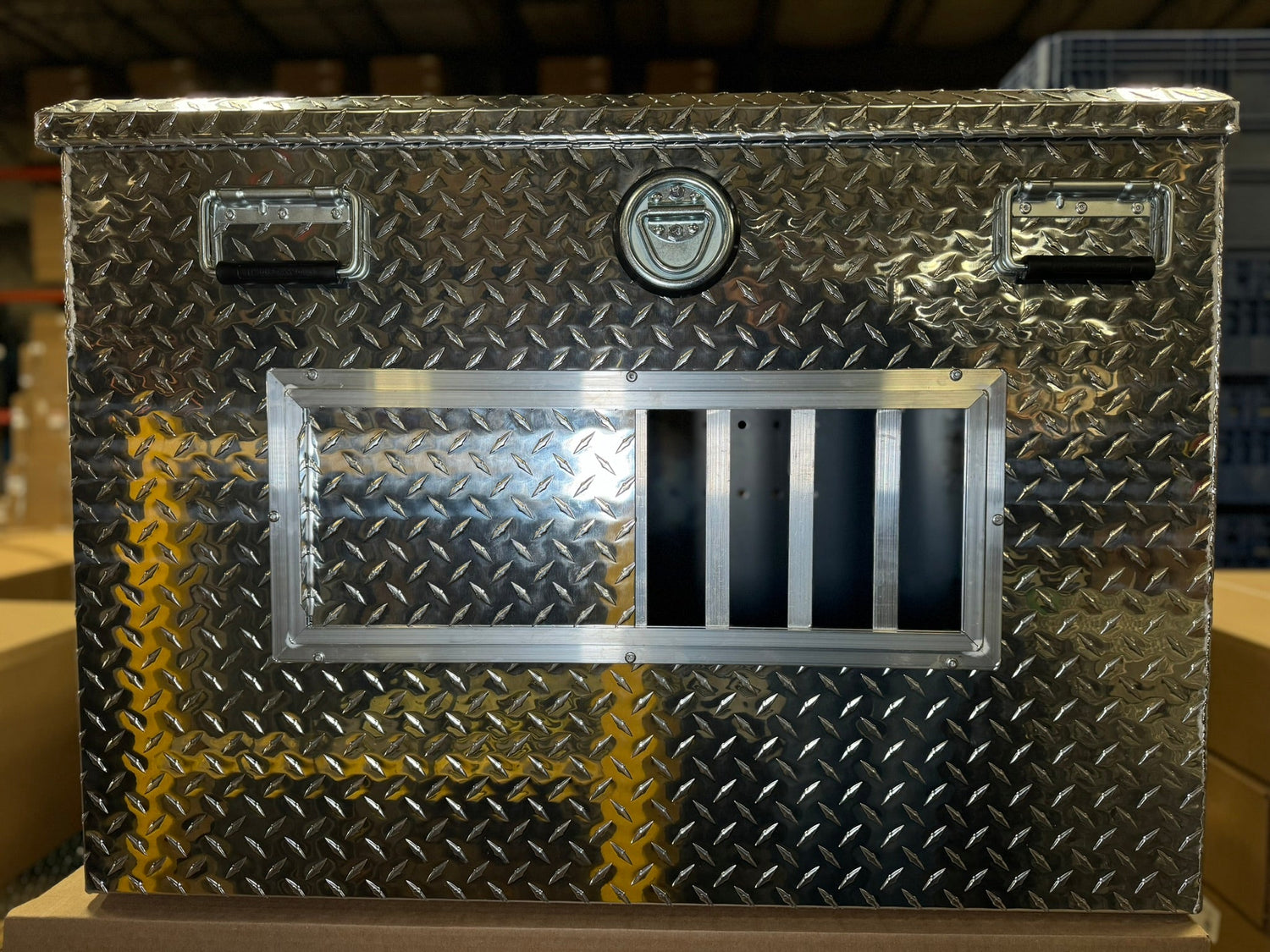 Dog Box 55030 Hunter Series Double Compartment with Top Storage / 48 W x 36 D x 26 H / Shallow / Standard Vents / Diamond Tread Aluminum / Owens Products