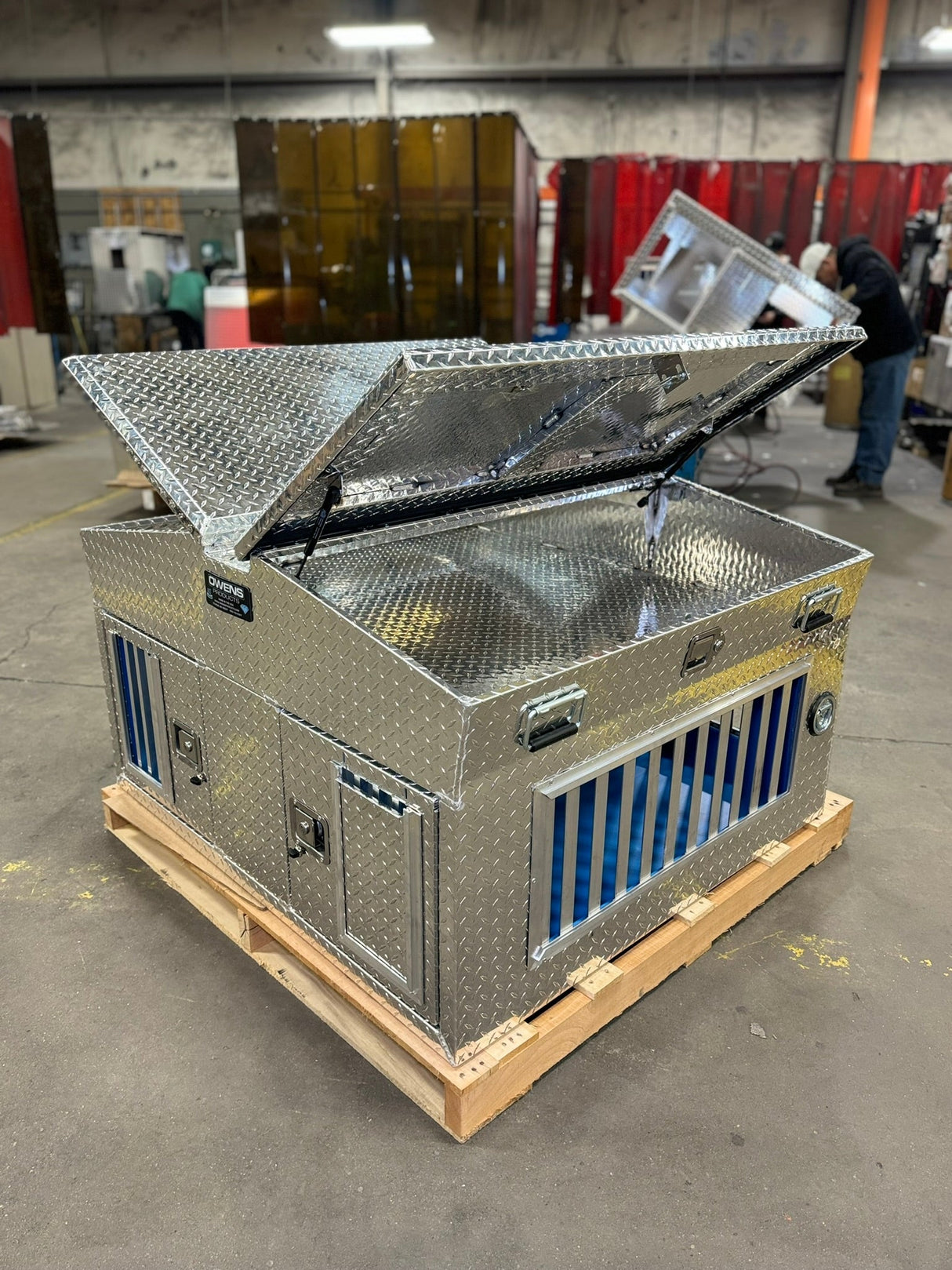 Dog Box 55014 Hunter Series Big T Double Compartment Dog Box with Dual Lid Top Storage