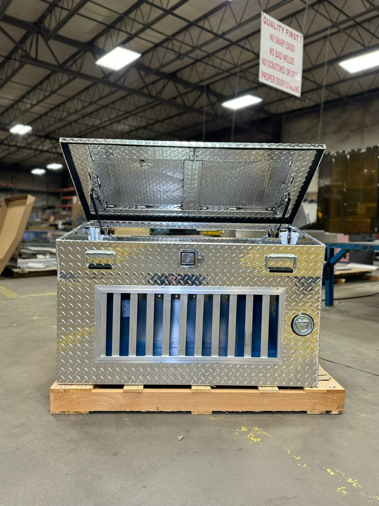 Dog Box 55014 Hunter Series Big T Double Compartment Dog Box with Dual Lid Top Storage