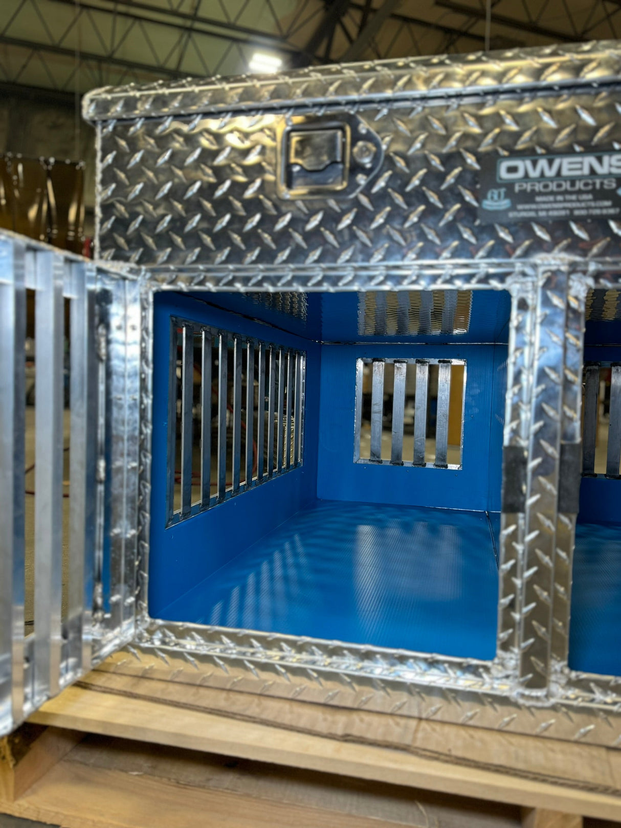 Dog Box 55011 Hunter Series Double Compartment with Top Storage / 38 W x 45 D x 26 H / All Seasons Vents / Diamond Tread Aluminum / Owens Products