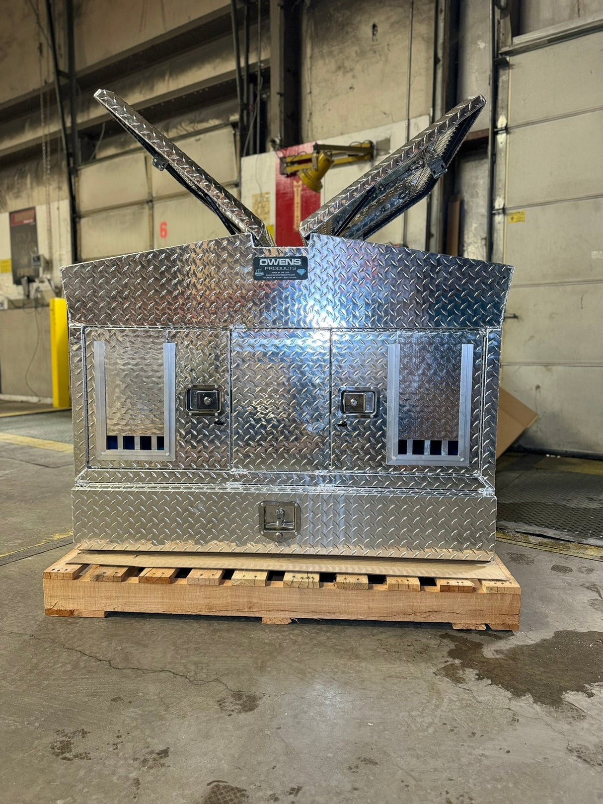 Dog Box 55105 Double Compartment Top And Bottom Storage UTV Dog Box / 46.5 W X 34 D X 38 H / All Season Vents / Diamond Tread Aluminum / Owens Products