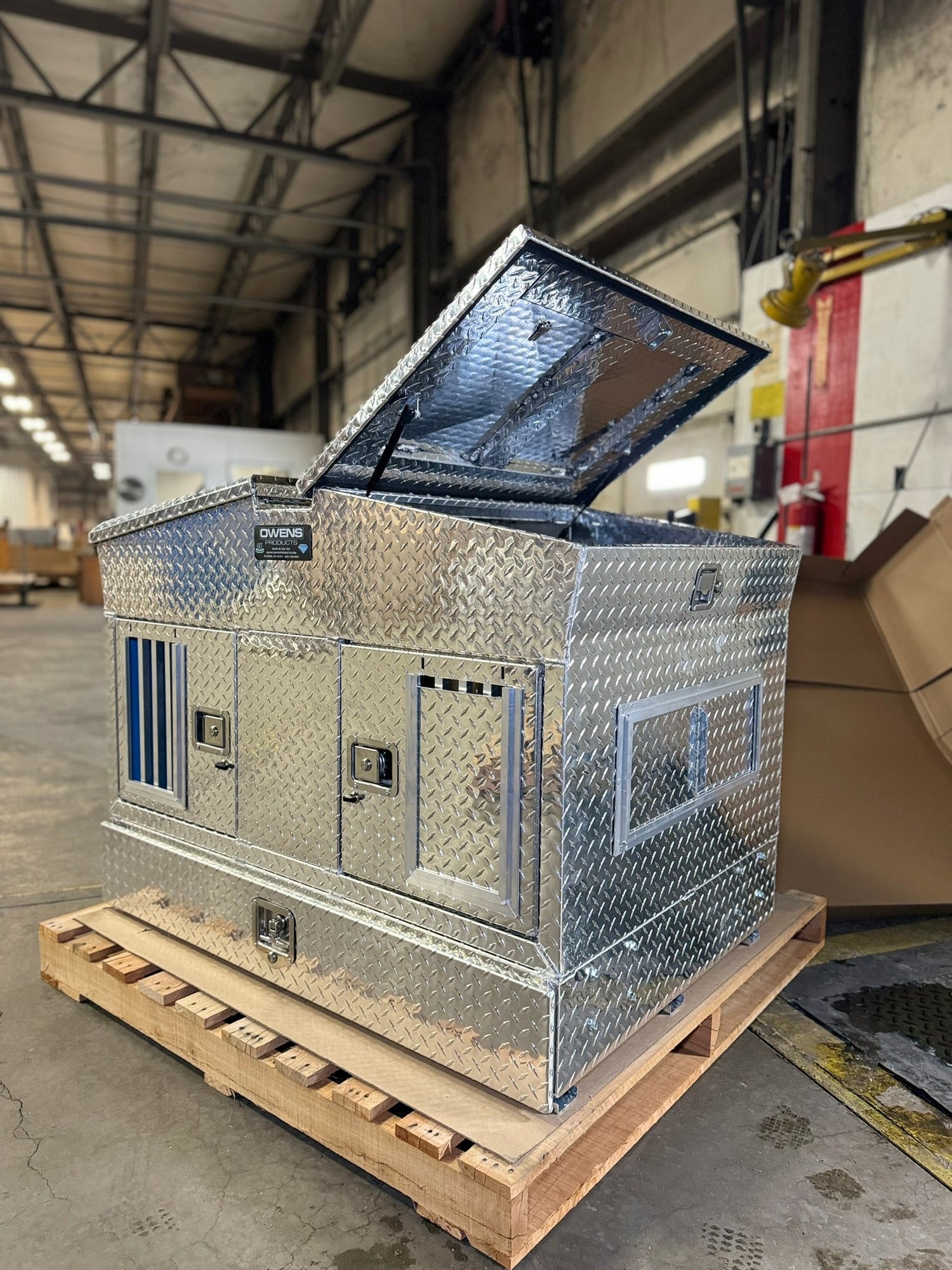 Dog Box 55105 Double Compartment Top And Bottom Storage UTV Dog Box / 46.5 W X 34 D X 38 H / All Season Vents / Diamond Tread Aluminum / Owens Products
