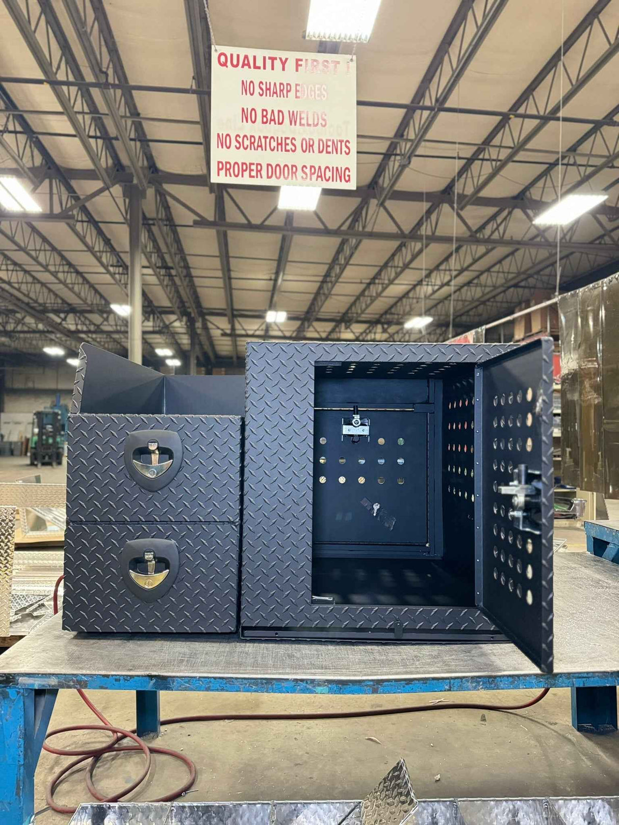 Dog Crate 55500 Professional K9 Series Rear Deployment Unit / Single Compartment / Side Drawer Storage / 45 W X 38 D X 31 H / Holes for Ventilation / Black / Diamond Tread Aluminum / Owens Products Professional K9 Series Owens Products