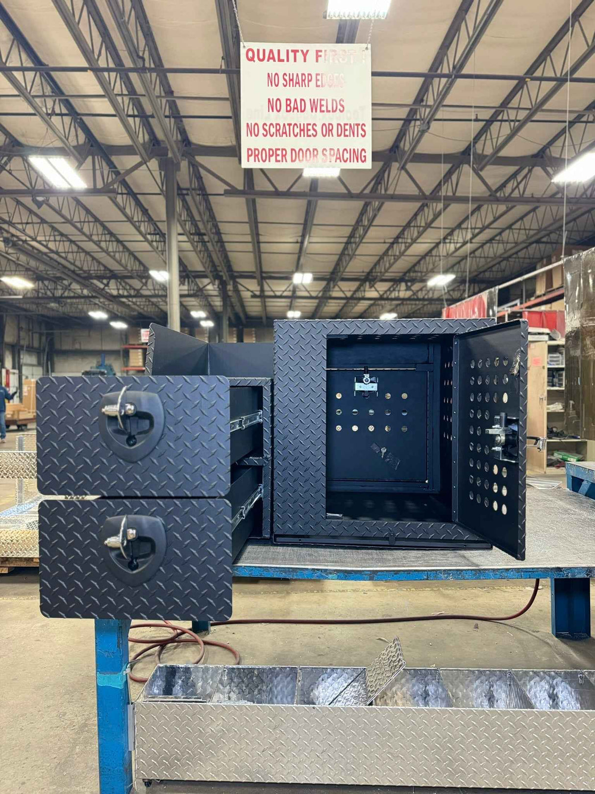 Dog Crate 55500 Professional K9 Series Rear Deployment Unit / Single Compartment / Side Drawer Storage / 45 W X 38 D X 31 H / Holes for Ventilation / Black / Diamond Tread Aluminum / Owens Products Professional K9 Series Owens Products