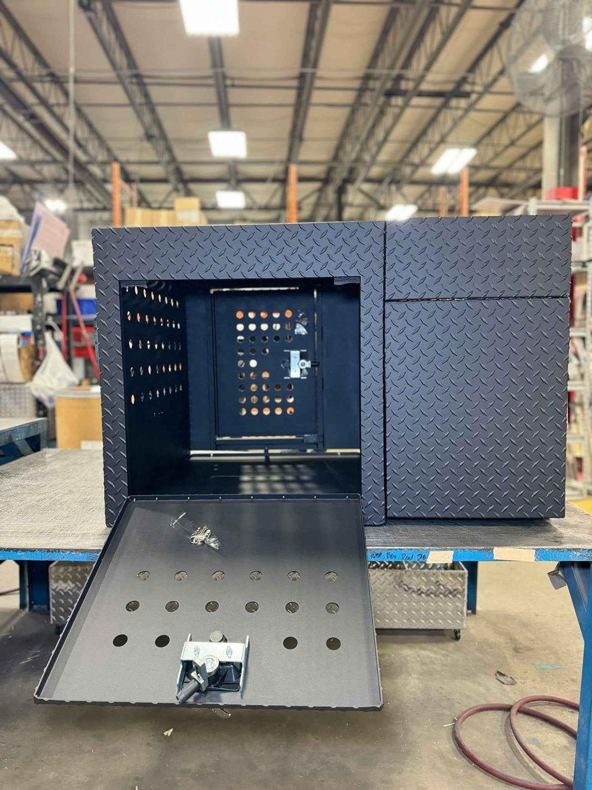 Dog Crate 55500 Professional K9 Series Rear Deployment Unit / Single Compartment / Side Drawer Storage / 45 W X 38 D X 31 H / Holes for Ventilation / Black / Diamond Tread Aluminum / Owens Products Professional K9 Series Owens Products