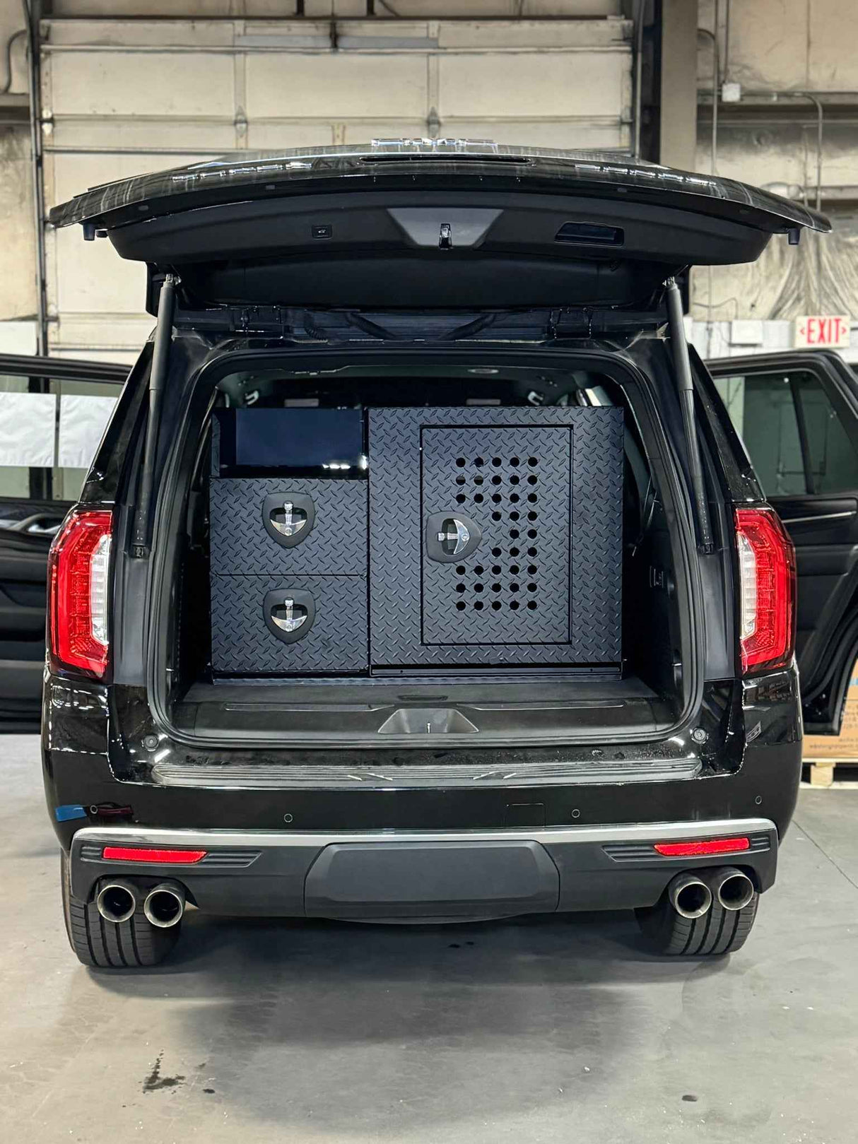 Dog Crate 55500 Professional K9 Series Rear Deployment Unit / Single Compartment / Side Drawer Storage / 45 W X 38 D X 31 H / Holes for Ventilation / Black / Diamond Tread Aluminum / Owens Products Professional K9 Series Owens Products