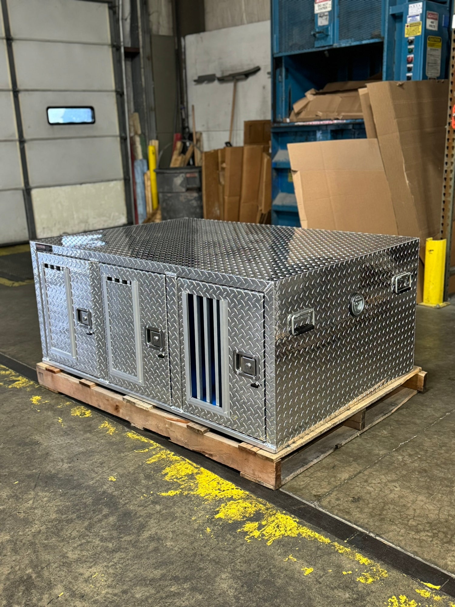 Dog Box 55114L Hunter Series Tall Trailer Triple Compartment / 58 W X 40 D X 24 H / Left Swing Doors / Tall / Diamond Tread Aluminum / Owens Products