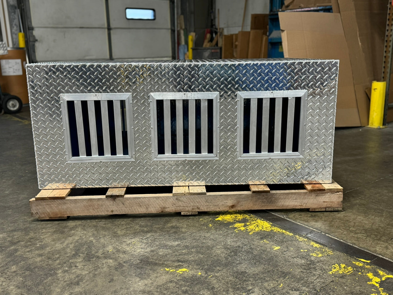Dog Box 55114L Hunter Series Tall Trailer Triple Compartment / 58 W X 40 D X 24 H / Left Swing Doors / Tall / Diamond Tread Aluminum / Owens Products