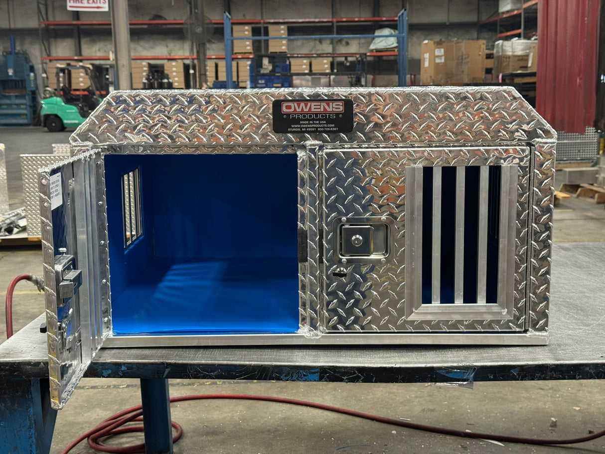 Dog Box 55017 Hunter Series Double Compartment / 37 W x 30 D x 19.75 H / ATV UTV SUV / Standard Vents / Diamond Tread Aluminum / Owens Products