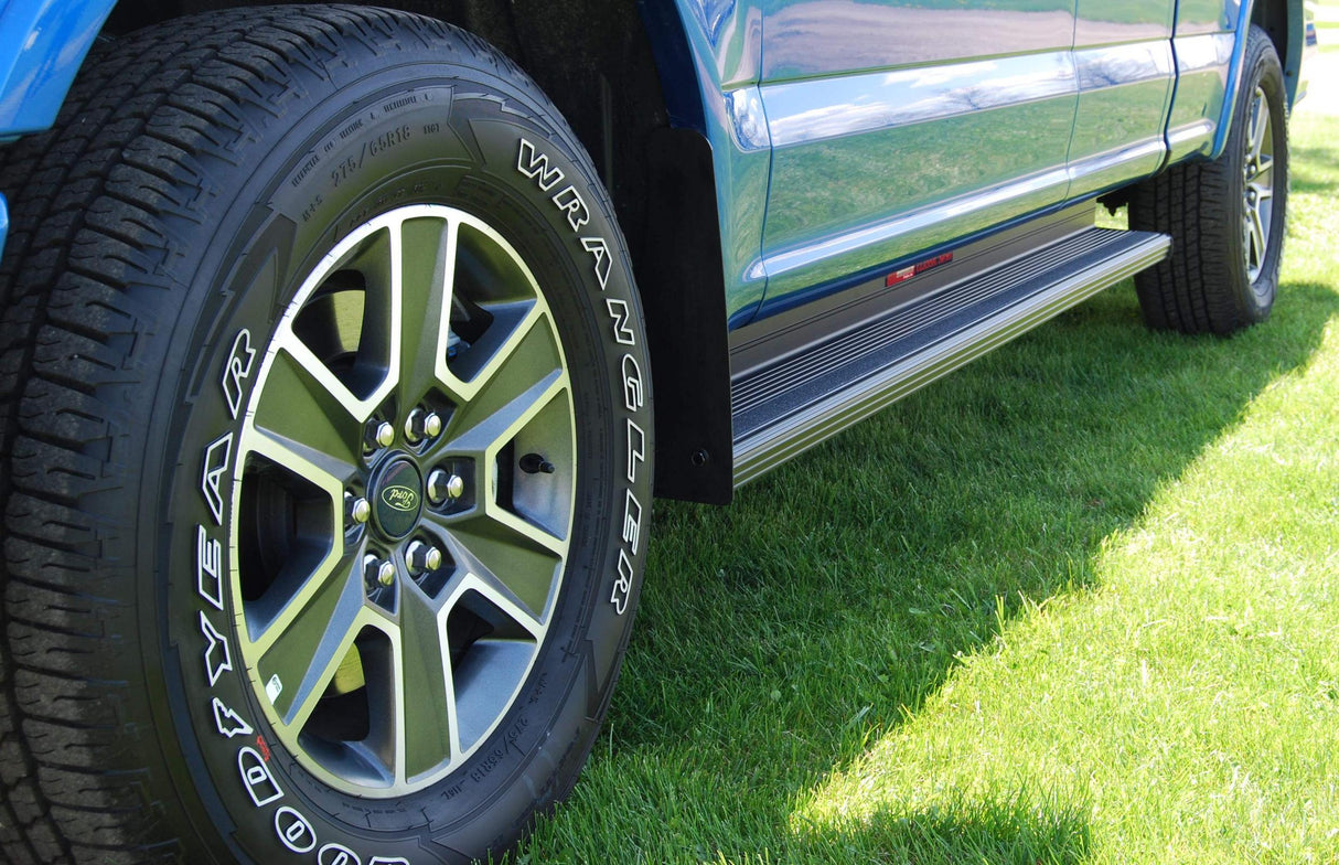 Running Boards Classicpro Series Extruded 4 Inch Black 15-18 Ford F150 Light Duty W/O Flares 4 Inch Riser Aluminum Black Owens Products