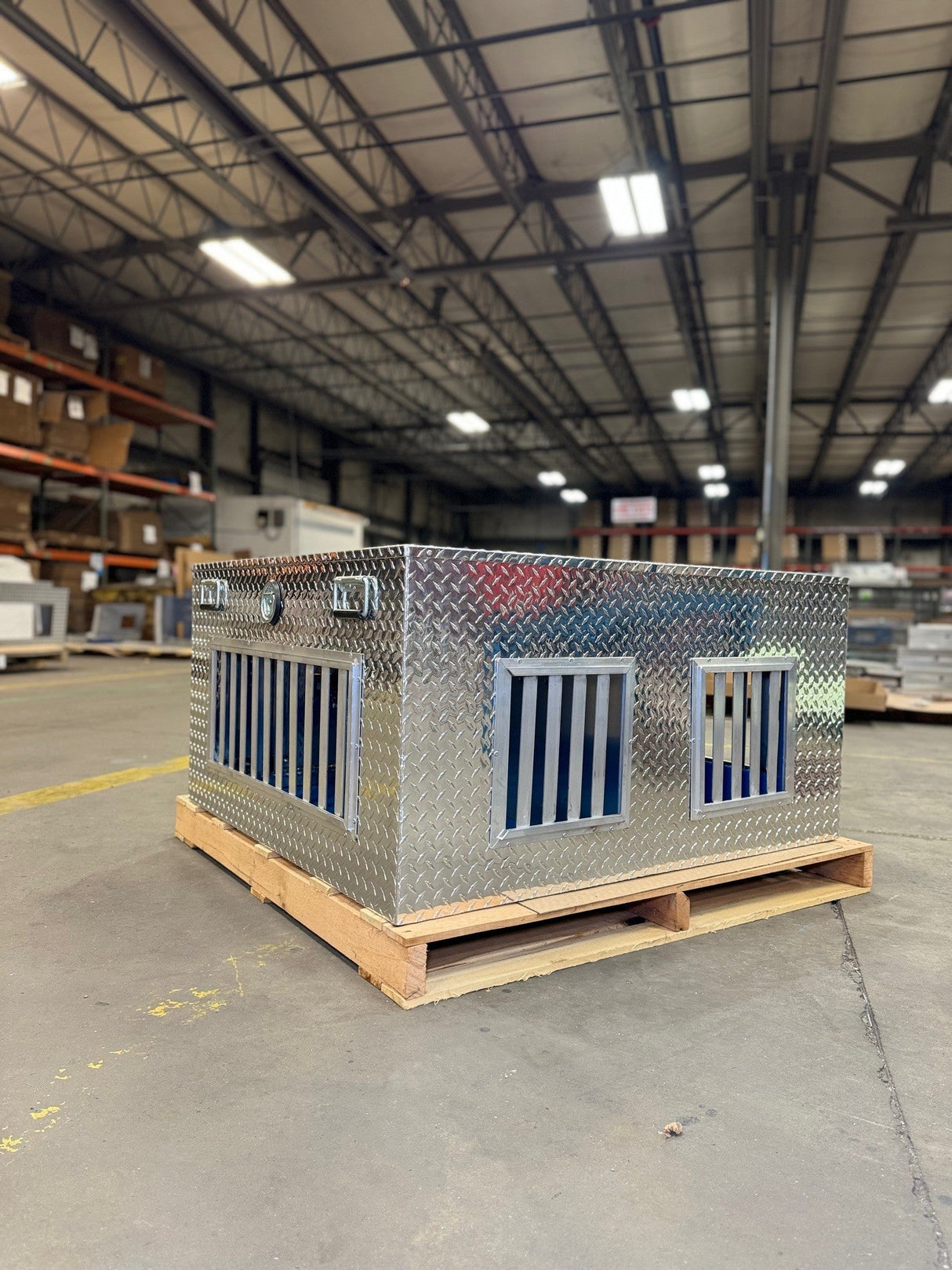 Dog Box 55038 Hunter Series Double Compartment / 48 W x 45 D x 25 H / Tall / All Seasons Vents / Diamond Tread Aluminum / Owens Products