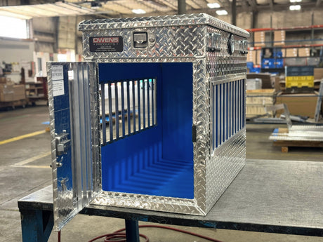 Dog Box 55070 Hunter Series Single Compartment with Top Storage / Tall / 21 W x 38 D x 31 H / All Season Vents / Diamond Tread Aluminum / Owens Products
