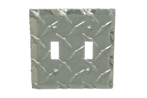 RaceMates / Dual Switch Cover / Diamond Tread Aluminum / 39137 / Owens Products RaceMate Owens Products