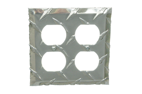 RaceMates / Dual Electrical Outlet Cover / Diamond Tread Aluminum / 39139 / Owens Products RaceMate Owens Products