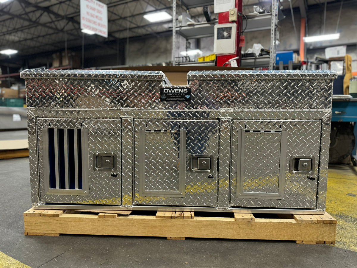 Dog Box 55053 Hunter Series Triple Compartment with Top Storage / 58 W x 40 D x 26 H / with Wheel Well Notches / All Seasons Rear Vents / Diamond Tread Aluminum / Owens Products Hunter Series Owens Products