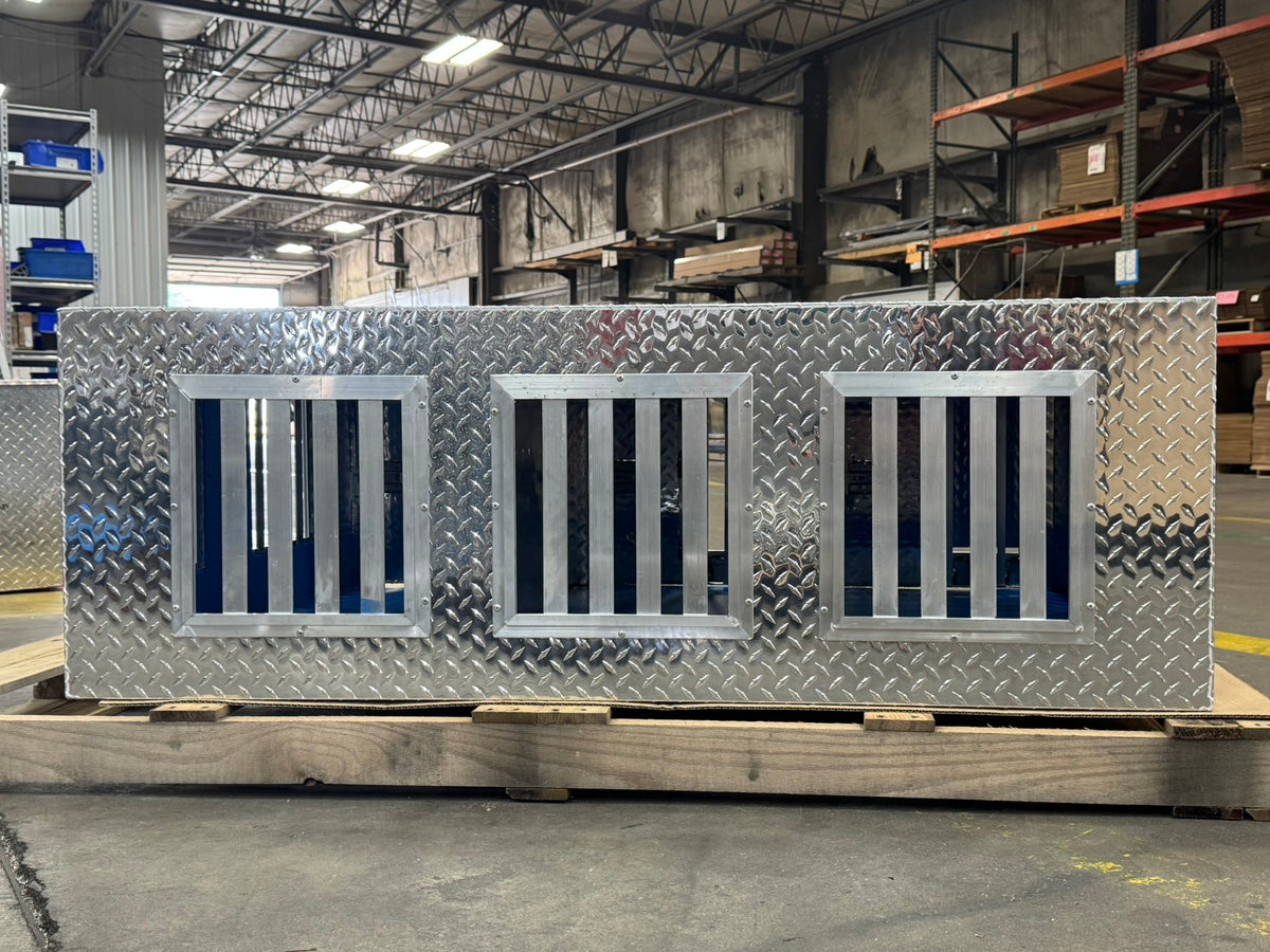 Dog Box 55075V Hunter Series Triple Compartment / 58 W X 40 D X 20 H / Side Vents & All Seasons Rear Vents / Diamond Tread Aluminum / Owens Products Dog Box Owens Products