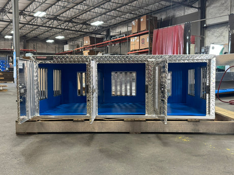 Dog Box 55075V Hunter Series Triple Compartment / 58 W X 40 D X 20 H / Without Wheel Well Notches / Side Vents & All Seasons Rear Vents / Diamond Tread Aluminum / Owens Products