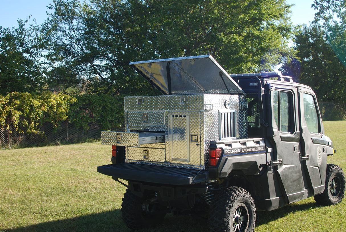 Dog Box 55106 Single Compartment Top And Side Storage UTV Dog Box / 46.5 W x 34 D x 32 H / All Season Vents / Diamond Tread Aluminum / Owens Products Hunter Series Owens Products