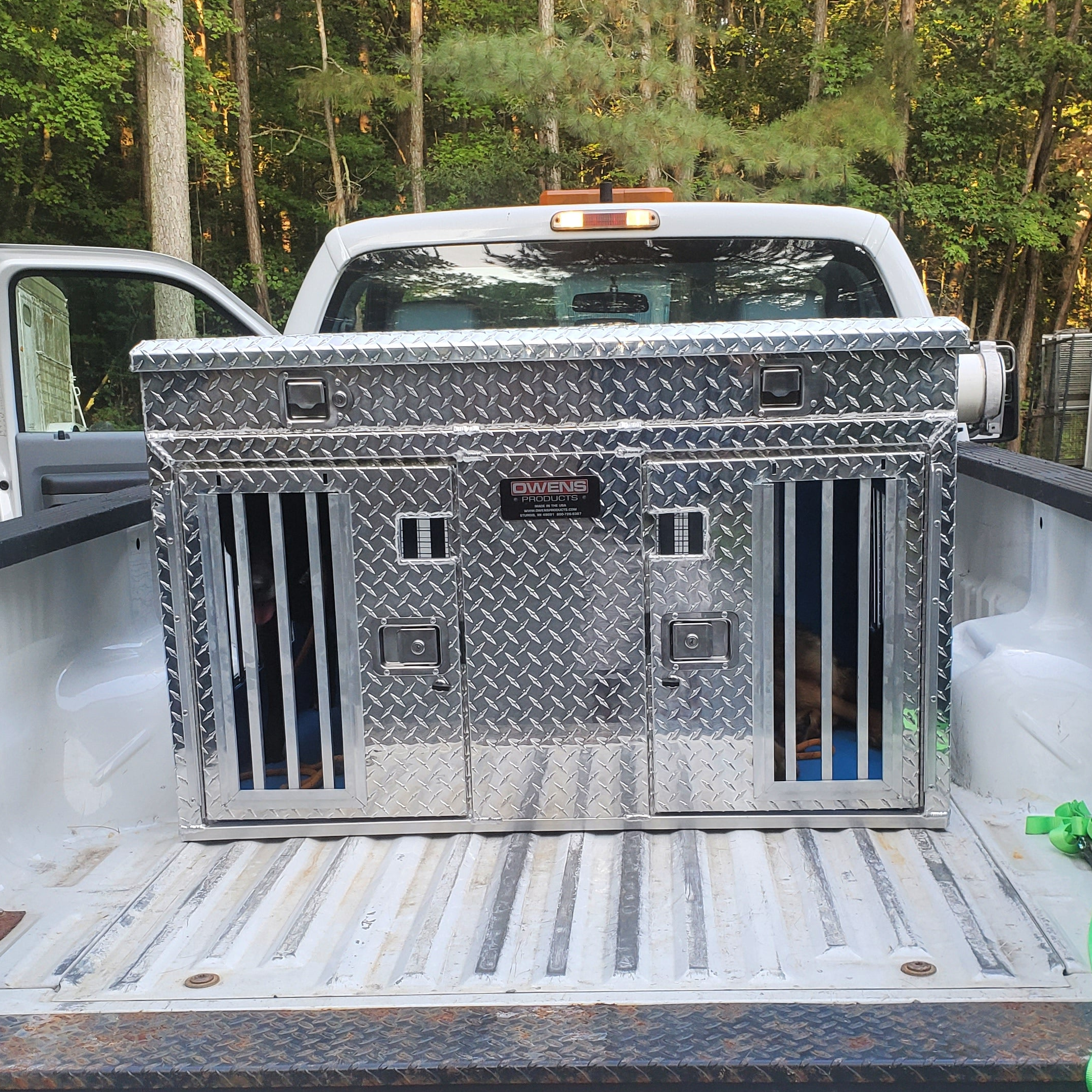 Dog Box 55109 Double Compartment Top Storage Dog Box / 48 W X 40 D X 25 H / All Season Vents / Diamond Tread Aluminum / Animal Control Dog Box / Owens Products Hunter Series Owens Products