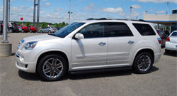 Owens Premier Series Custom Molded ABS Running Boards / Black / GMC / 2011-2012 / Acadia & Denali (ONLY) / Owens Products / 67085