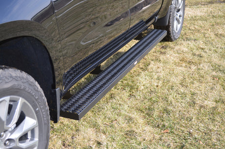 Running Boards Owens Commercial Grip Strut Aluminum / 19-Current Chevrolet/GMC Silverado/Sierra / Full Size / Crew Cab / 82373 / Owens Products Running Board Owens Products