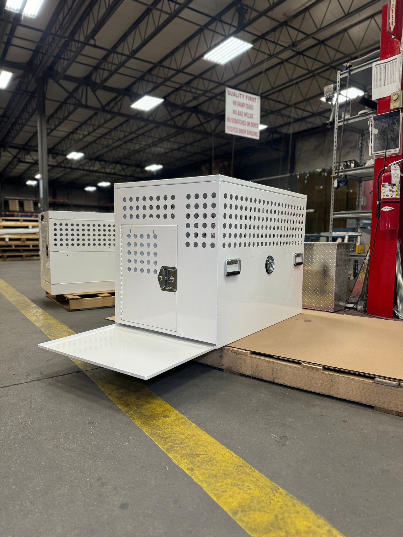 Dog Crate 55324W Professional K9 Series XL Tactical Single Compartment / Side Door / 41.25 W x 26 D x 30 H / Holes for Ventilation / White / Mill Finish Aluminum / Owens Products