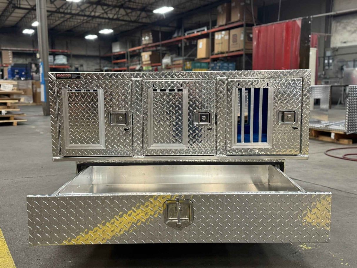 Dog Box 55111V Hunter Series Triple Compartment / Bottom Drawer Storage / 40 D x 58 W x 30 H / Side Vents / Diamond Tread Aluminum / Owens Products Hunter Series Owens Products