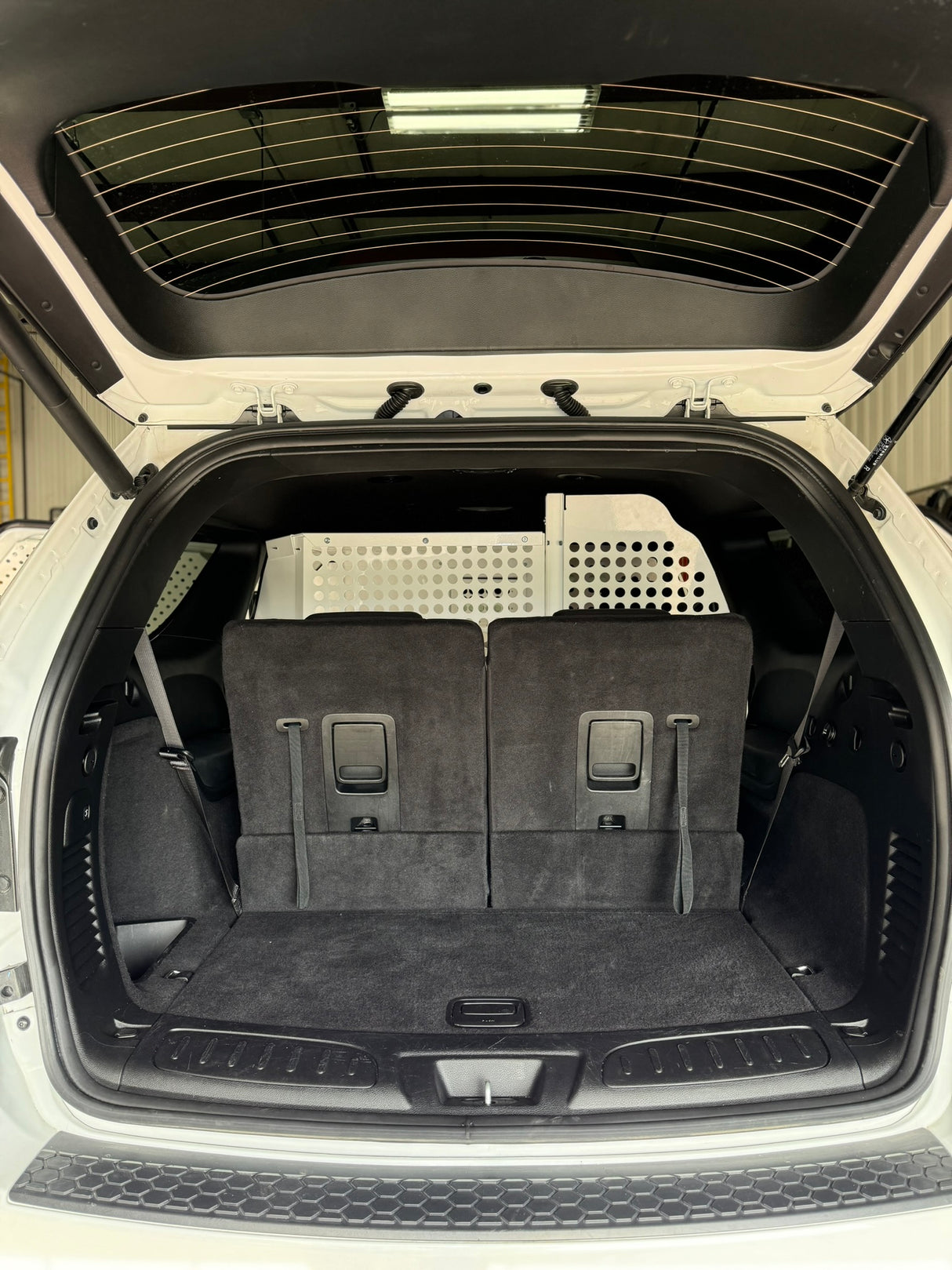 Dog Crate 55330 Professional K9 Series Dodge 2011+ Durango 2/3-1/3 K9/Prisoner Vehicle Insert / Mill Finish Aluminum / Black / Owens Products