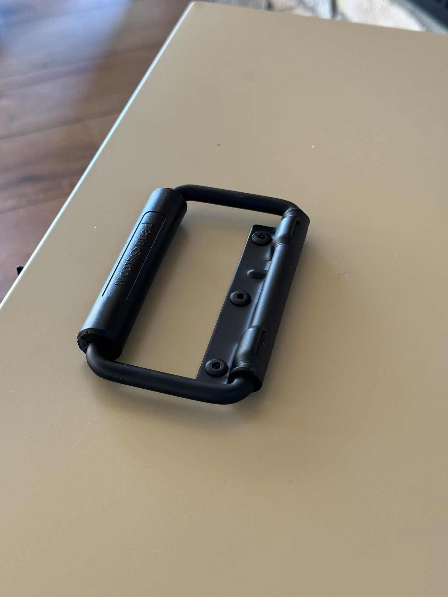 Dog Crate 55314 Professional K9 Series Large Collapsible Working Dog Crate / Single Compartment / 22.25 W x 34 D x 29 H / Mill Finish Aluminum / Tan / Owens Products