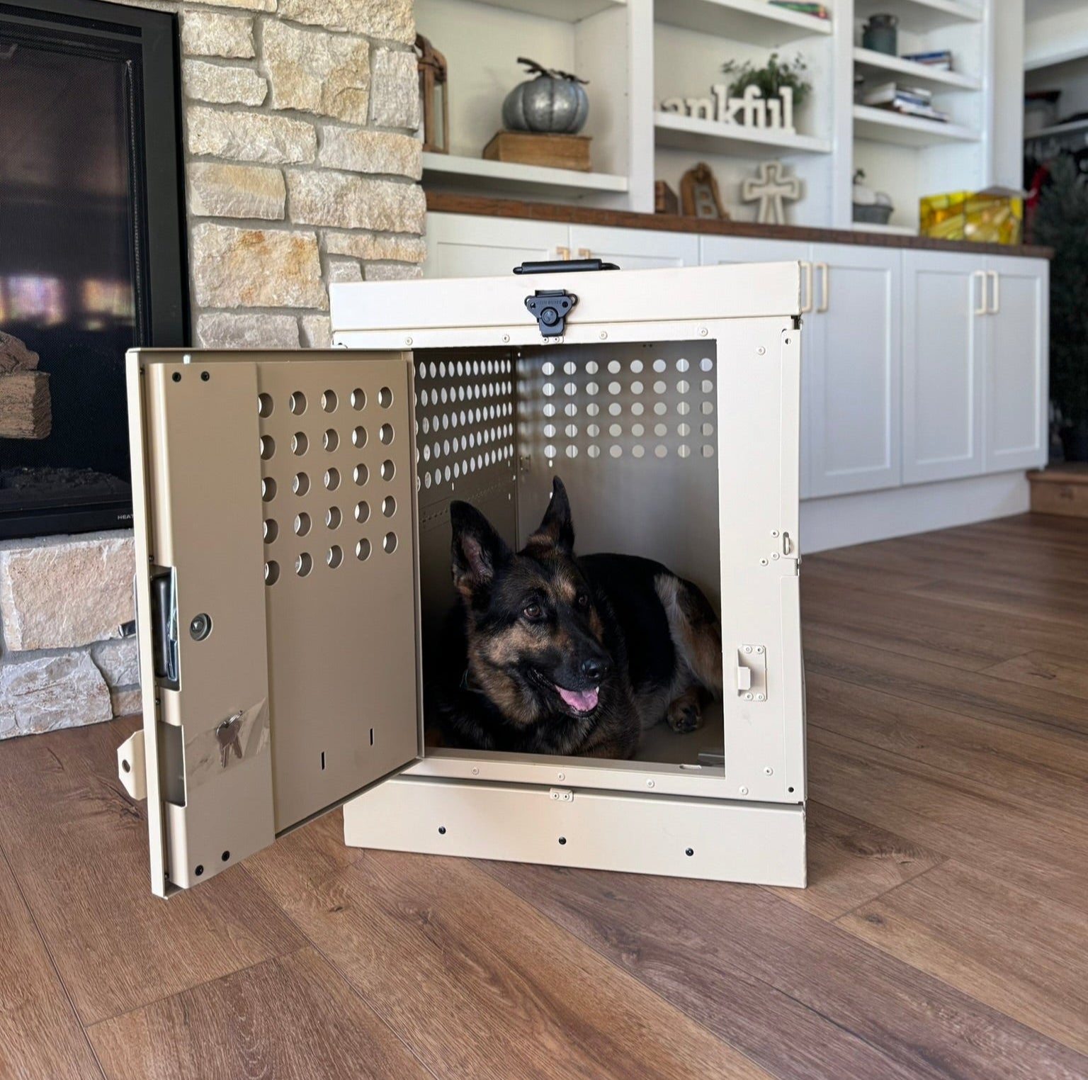 Dog Crate 55314 Professional K9 Series Large Collapsible Working Dog Crate / Single Compartment / 22.25 W x 34 D x 29 H / Mill Finish Aluminum / Tan / Owens Products
