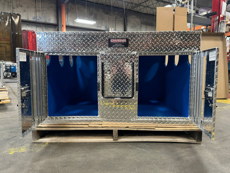 Dog Box 55060 Hunter Series Double Compartment / 48 W x 45 D x 28 H / Bear/Cat / Striker Holes / Diamond Tread Aluminum / Owens Products