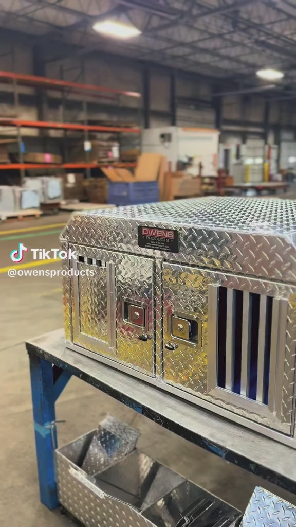Dog Box 55017 Hunter Series Double Compartment / 37 W x 30 D x 19.75 H / ATV UTV SUV / Standard Vents / Diamond Tread Aluminum / Owens Products